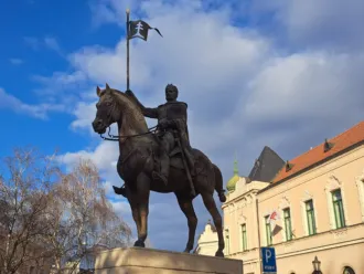 István király lovaszobra 00