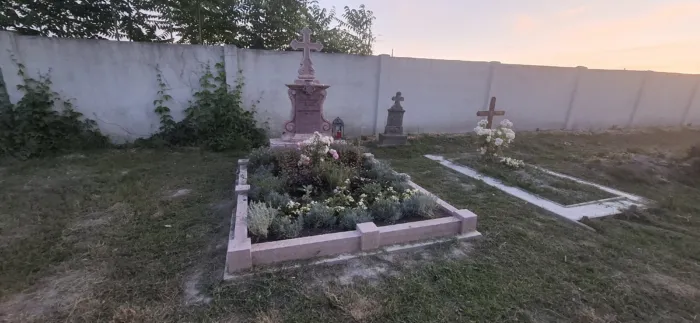 Csicsó Kálnoky Alfonz grof síremléke 20250617 205616