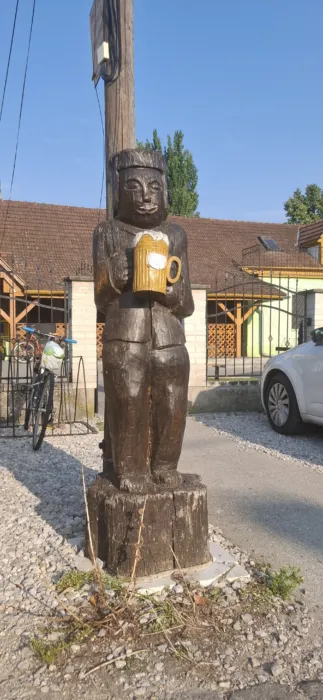 Lenti vendeglo 20250817 080127