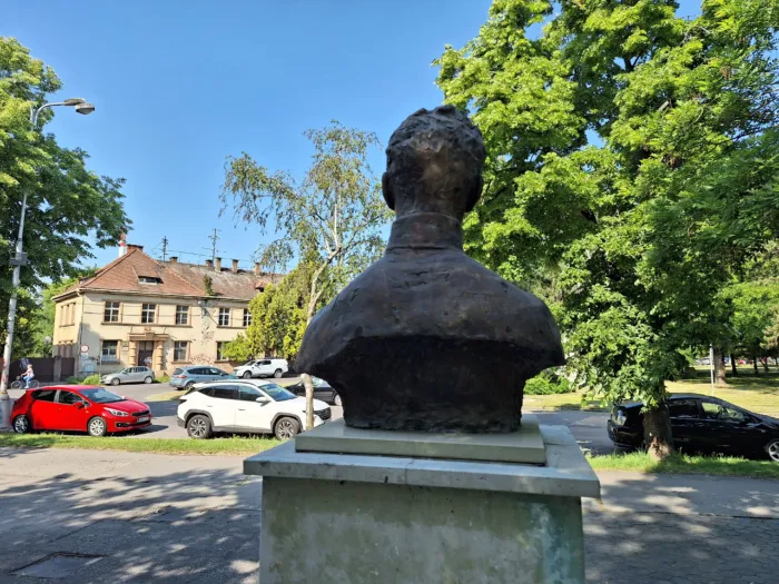Petőfi Sándor szobor 4